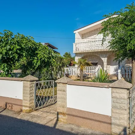 Appartement With Parking Space - 20971