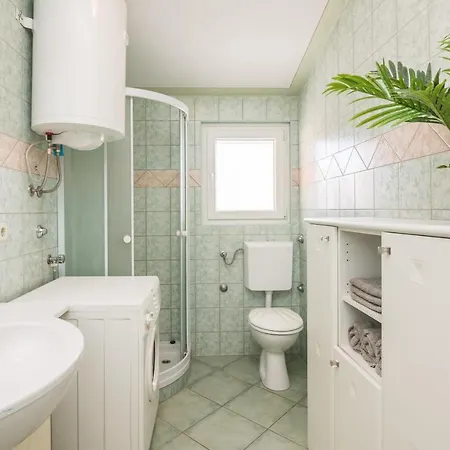 With Parking Space - 20971 Apartment Vir