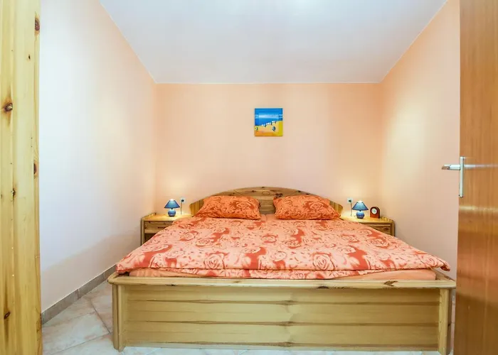 With Parking Space - 20971 Вир